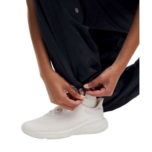 Lululemon License to Train Mid-Rise Lightweight Jogger True Navy Size 14 NWT - Picture 3 of 12